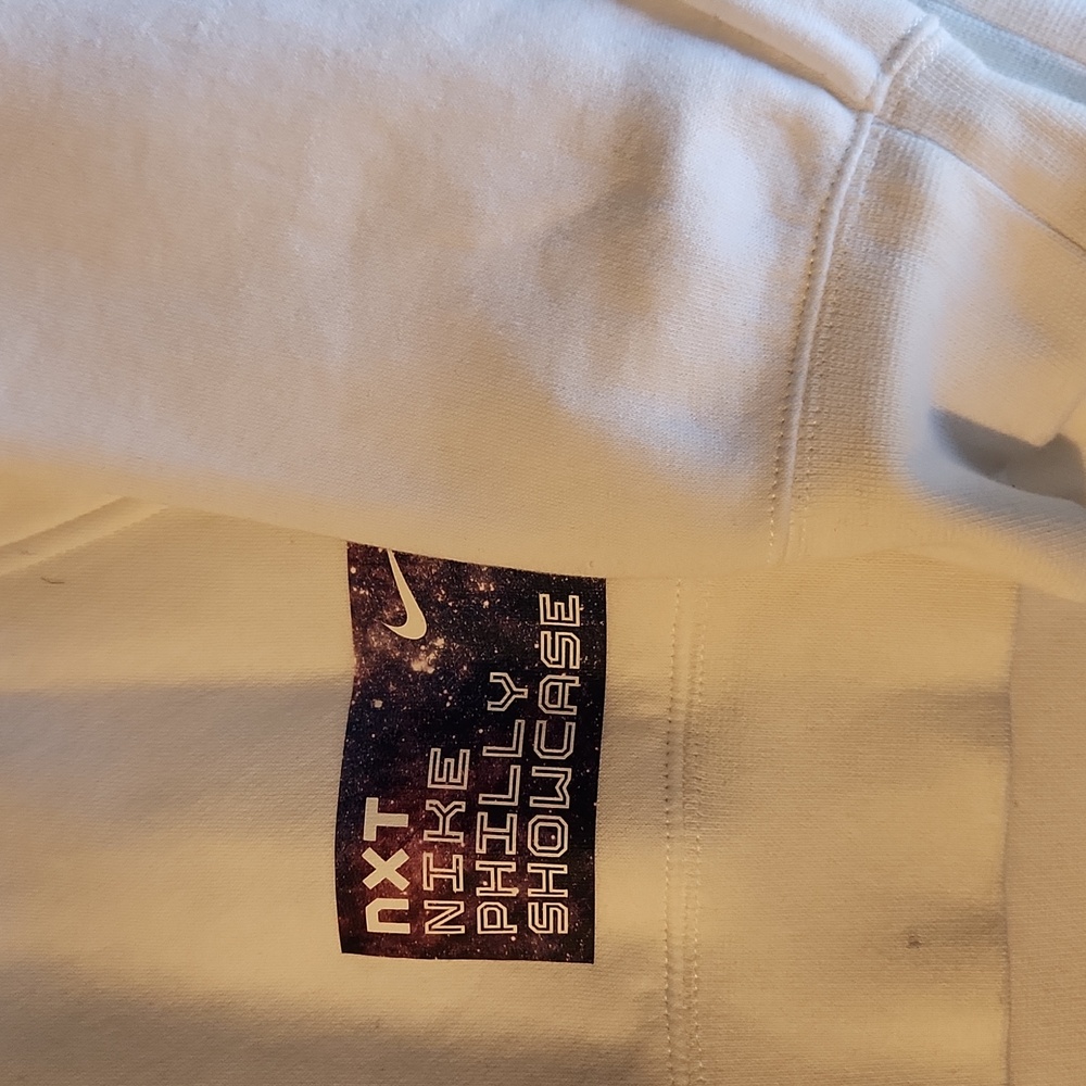 Nike White Hoodie (M) EUC - Picture 4 of 6